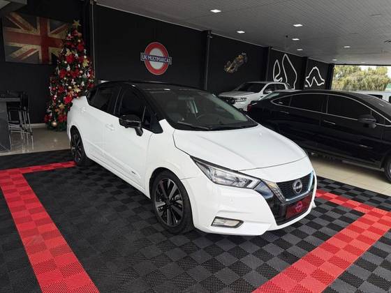 NISSAN VERSA 1.6 16V FLEX EXCLUSIVE XTRONIC NISSAN VERSA 1.6 16V FLEX EXCLUSIVE XTRONIC